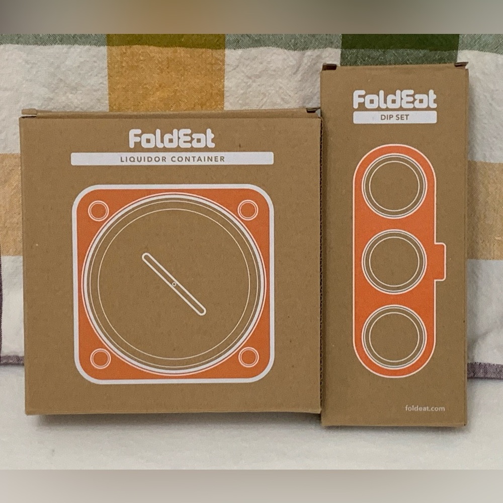 NEW IN BOX 2 PC FOLDEAT PORTABLE CONTAINERS